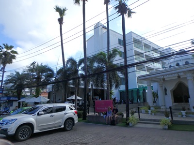 OLYMPUS DIGITAL CAMERA